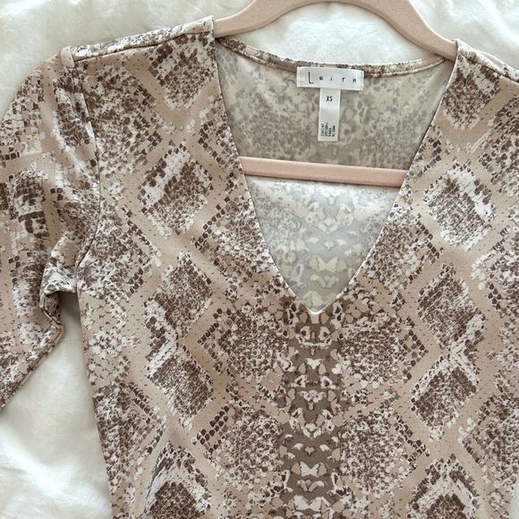 Leith Python print Bodysuit sz XS - Picture 2 of 7